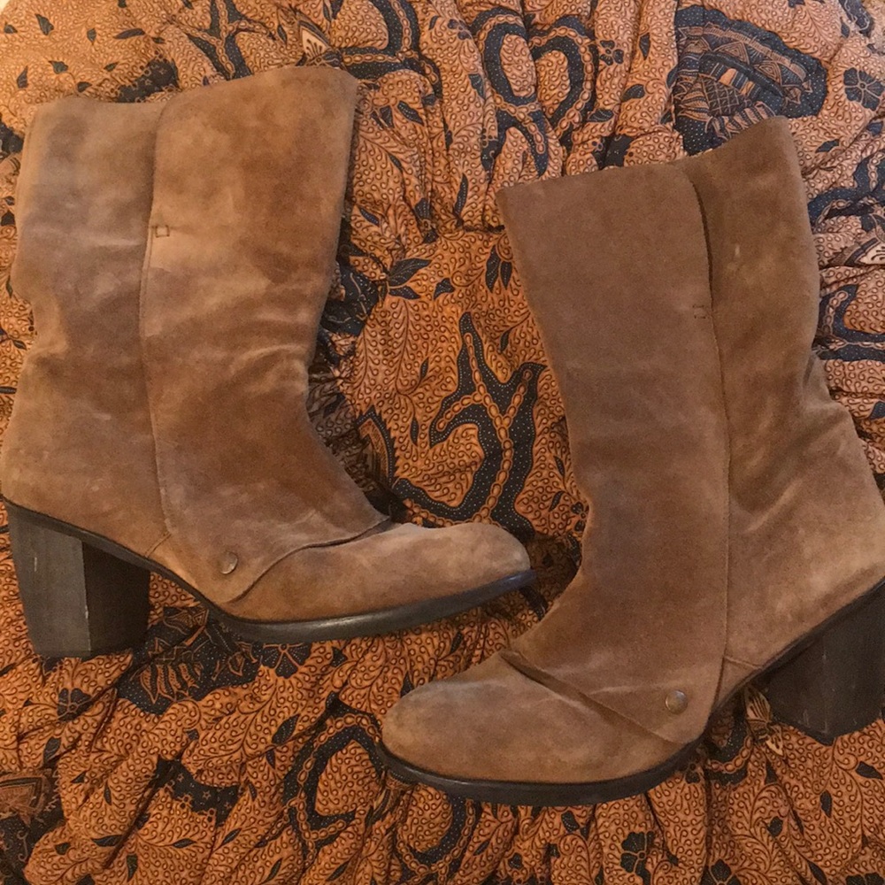 Coclico Suede Boots Size 9 1/2